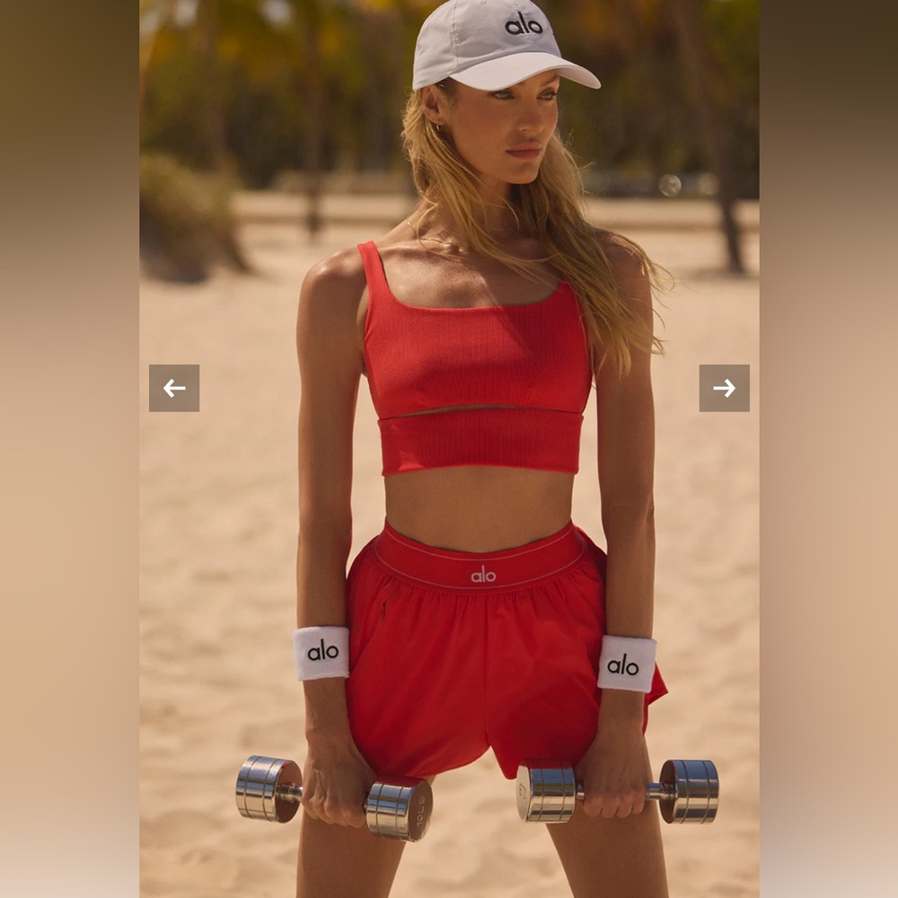 ALO - MATCH POINT SHORT (red)